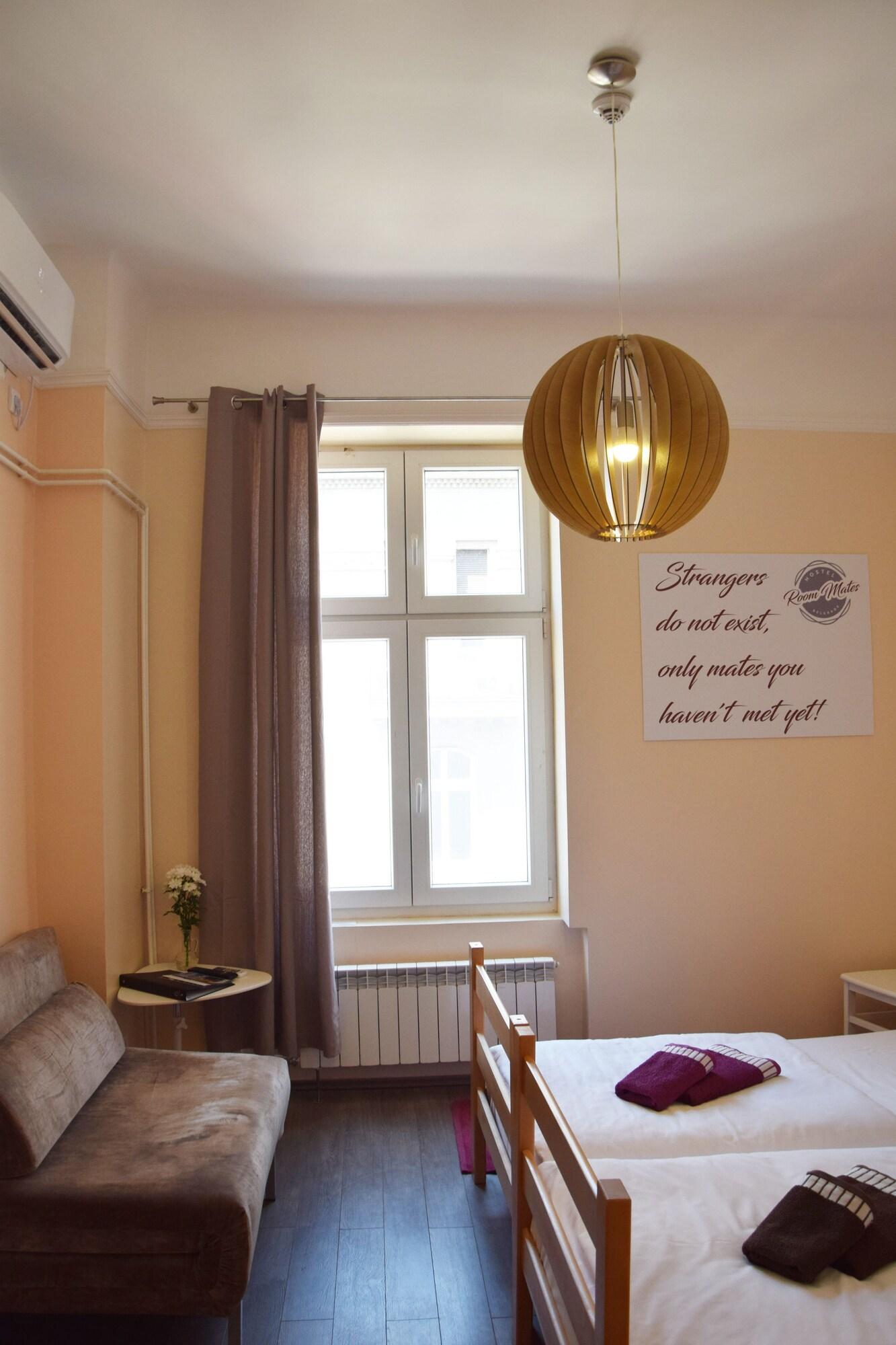 Roommates Hostel Belgrado Esterno foto